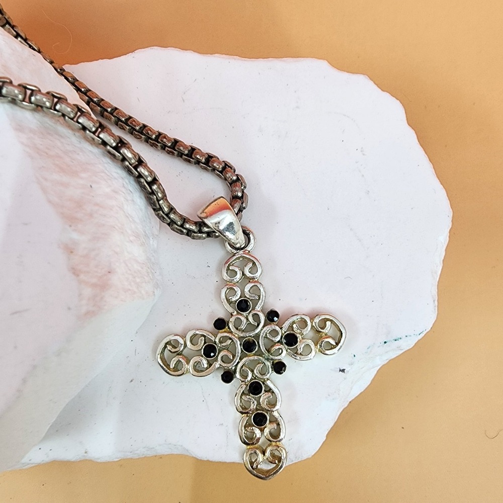 Premier Designs Silver Tone Rhinestone Filigree Cross Pendant Necklace Gothic